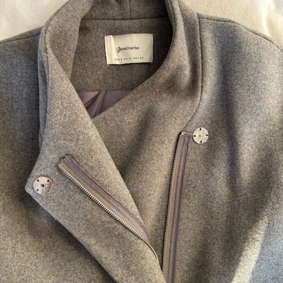 stradivarius grey lined coat; Small - Picture 4 of 6
